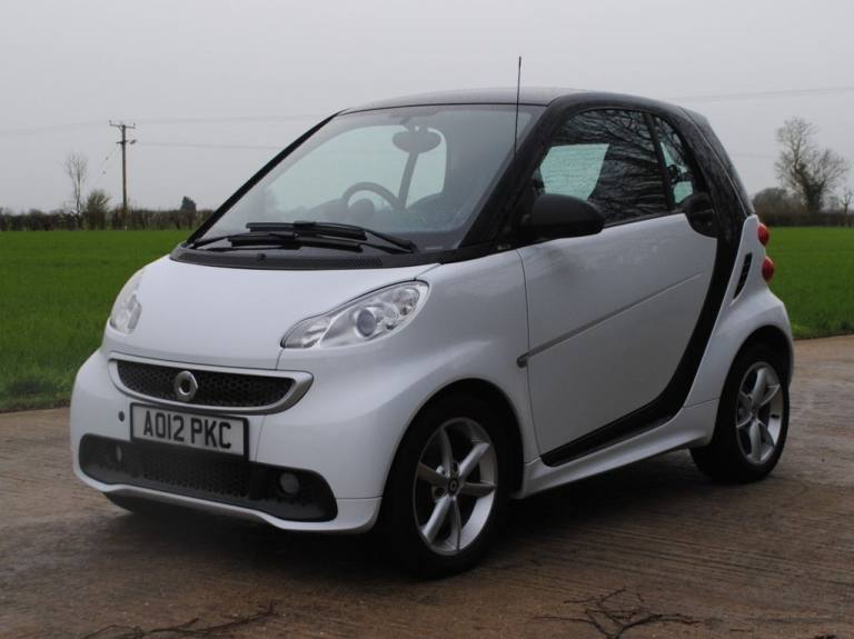 2012 12 SMART FORTWO 1.0 MHD PULSE COUPE 2DR PETROL SOFTTOUCH EURO 5 (S/S) (71 B