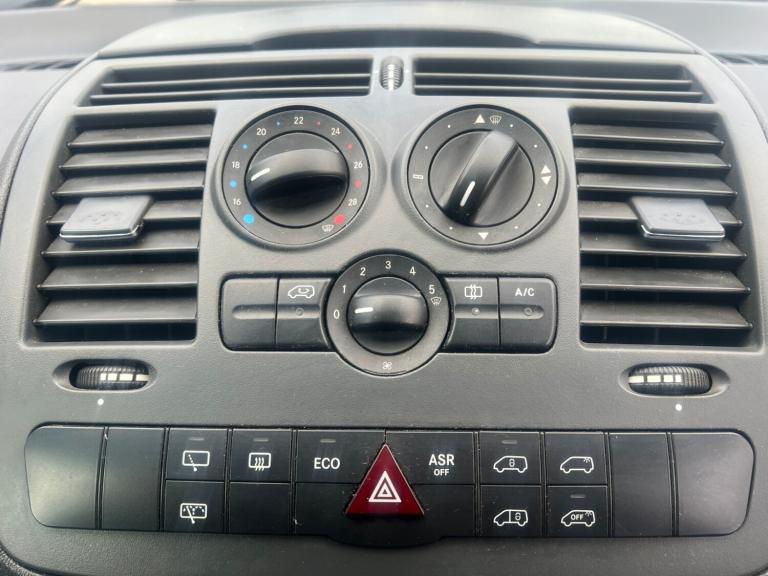 2013 Mercedes-Benz Vito 113CDI BlueEFFICIENCY Window Van PANEL VAN Diesel Manual