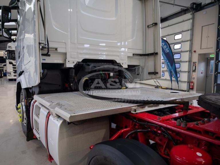 2023 (72) DAF XG 480 6X2 SMALL MIDLIFT