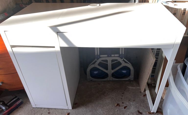 IKEA Micke Desk 105x50cm