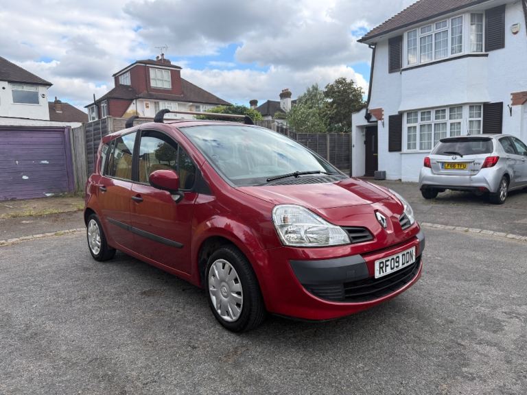 Renault, GRAND MODUS, Hatchback, 2009, Manual, 1149 (cc), 5 doors
