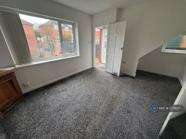 3 bedroom house in Wanlip Lane, Birstall, Leicester, LE4 (3 bed) (#2778017)