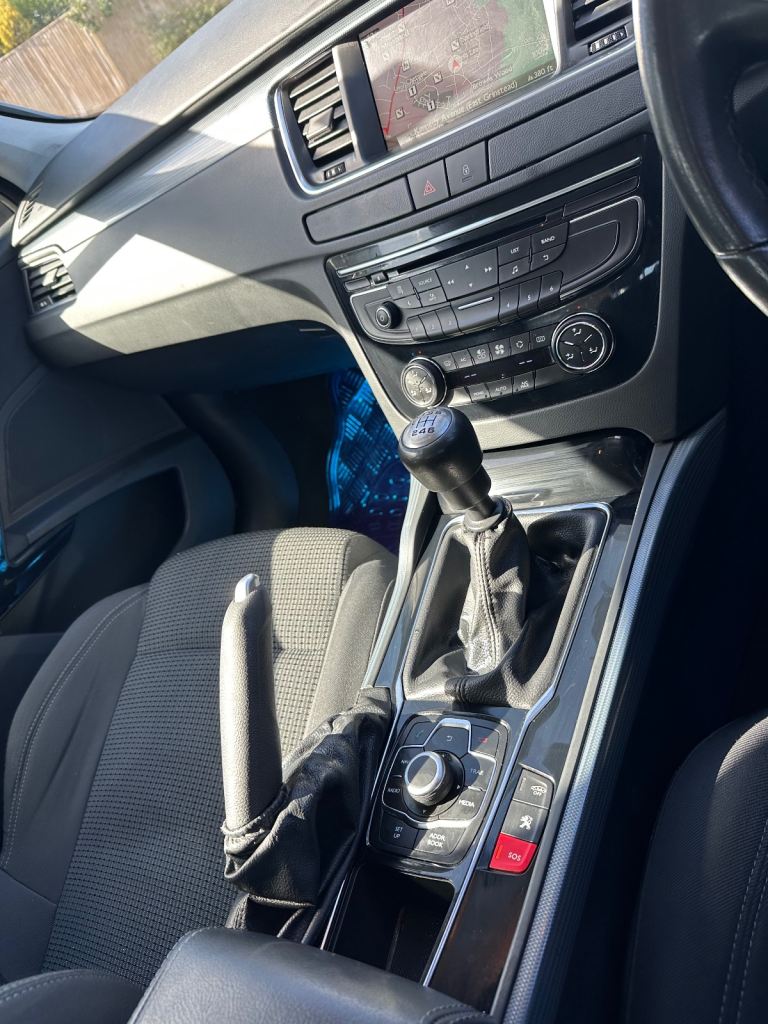 Peugeot, 508, Saloon, 2013, Manual, 1997 (cc), 4 doors