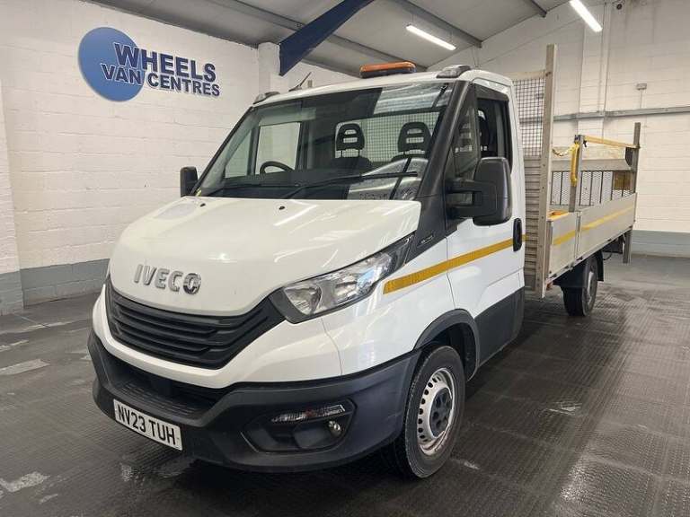 Iveco Daily 2.3D HPI 14V 35S 3750 Dropside 2dr Diesel Manual LWB Euro 6 (s/s) (136 ps) Luton Dies...