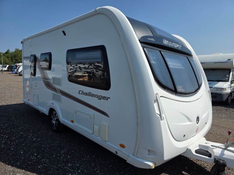 2011 SWIFT CHALLENGER 480 2 BERTH CARAVAN 