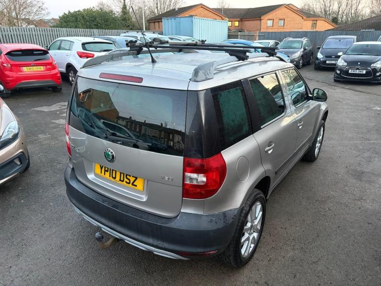 2010 Skoda Yeti 2.0 TDI CR Elegance 4x4 5dr HATCHBACK DIESEL Manual