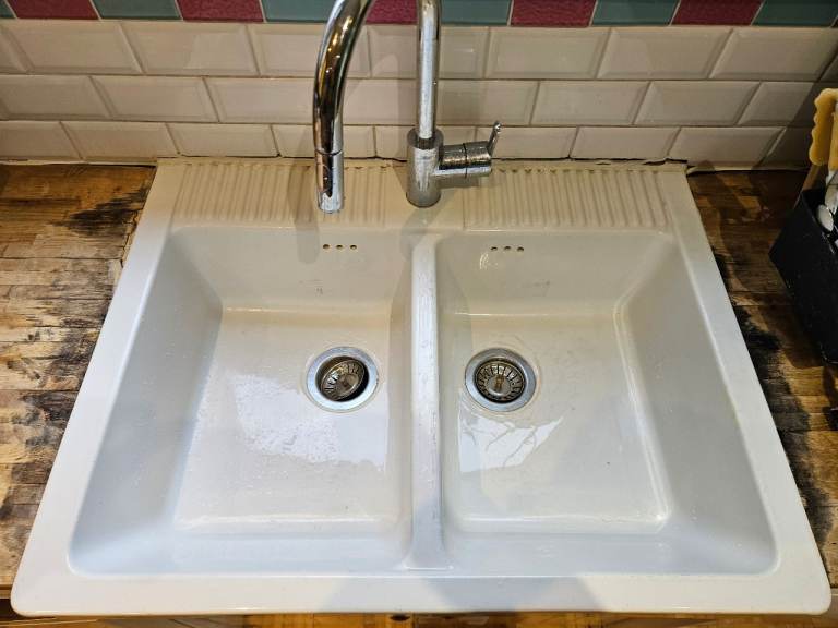 Butler sink