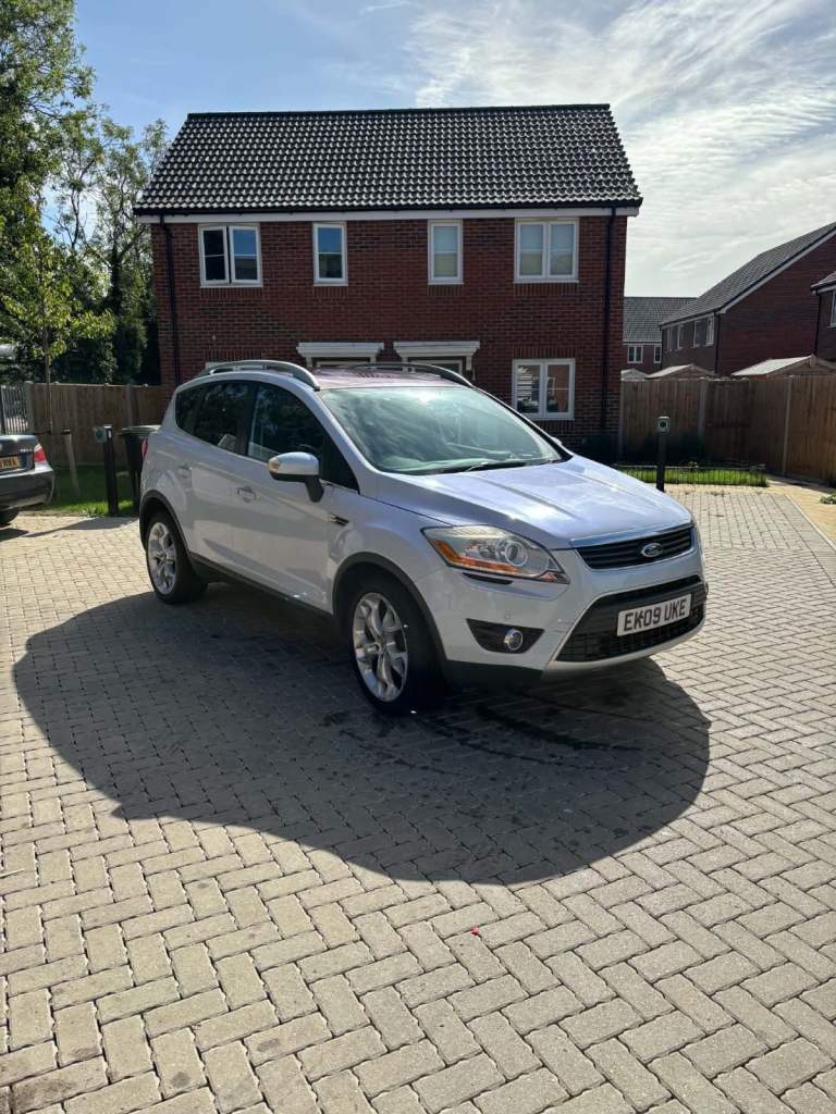 Ford, KUGA, Estate, 2009, Manual, 1997 (cc), 5 doors