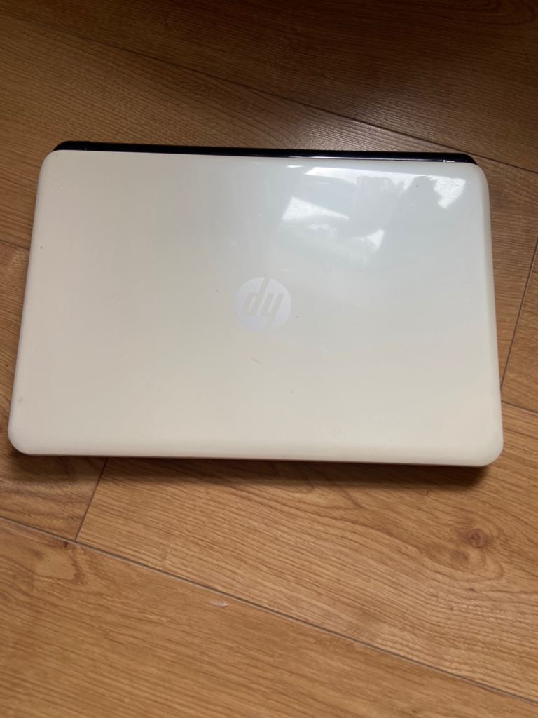 HP 14-ac008nv Laptop 14" White, Untested Spares & Repairs, No Charger, TPN-C116