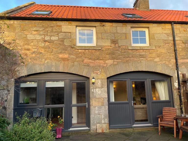 Semi detached 3 bedroom cottage