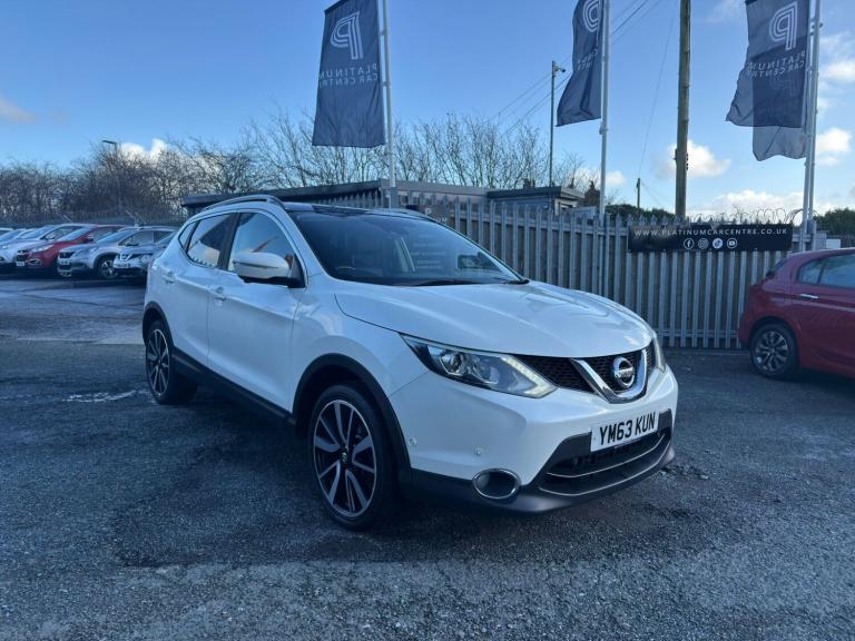 2014 Nissan Qashqai DCI TEKNA Hatchback Diesel Manual