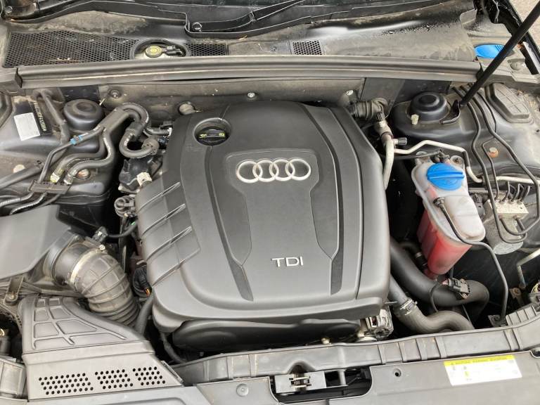 Audi, A4, Saloon, 2015, Manual, 1968 (cc), 4 doors