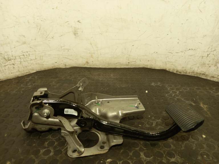Ford Mustang Suv Pedal Box 2019-2026 Nj9c2d094bb