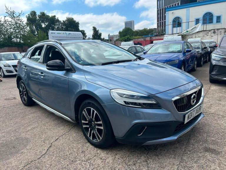 2017 Volvo V40 Cross Country 2.0 D2 Nav Plus Auto Euro 6 (s/s) 5dr HATCHBACK Diesel Automatic