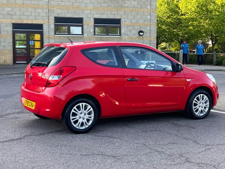 HYUNDAI i20 2010, LONG MOT, 2 KEYS. Comes with warranty.