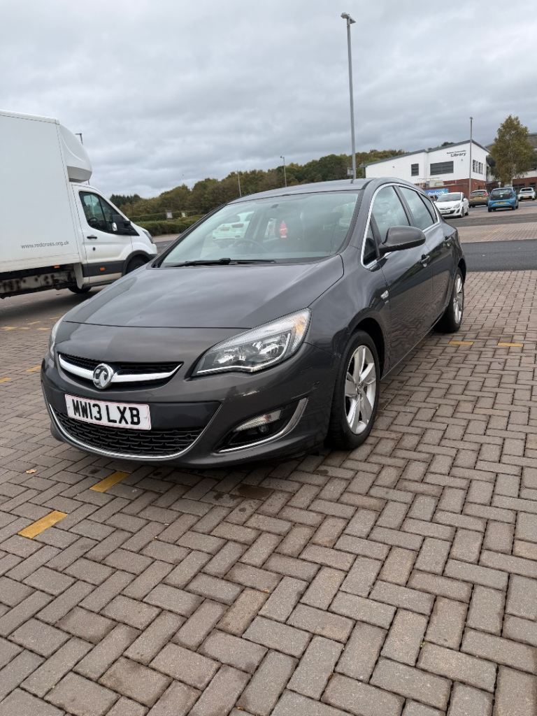 Vauxhall, ASTRA, Hatchback, 2013, Manual, 1598 (cc), 5 doors