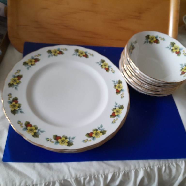 Gainsborough platesx6 and bowlsx8