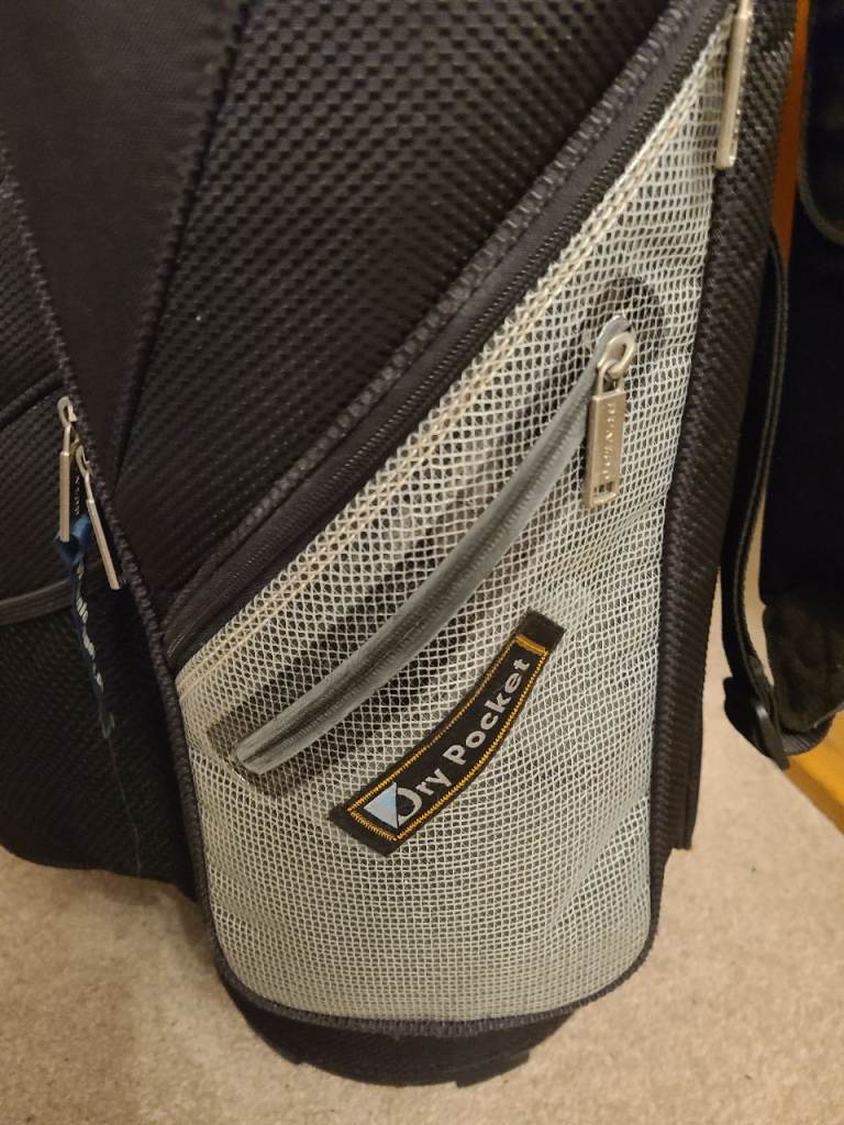 Dunlop Golf Bag - Great Condition