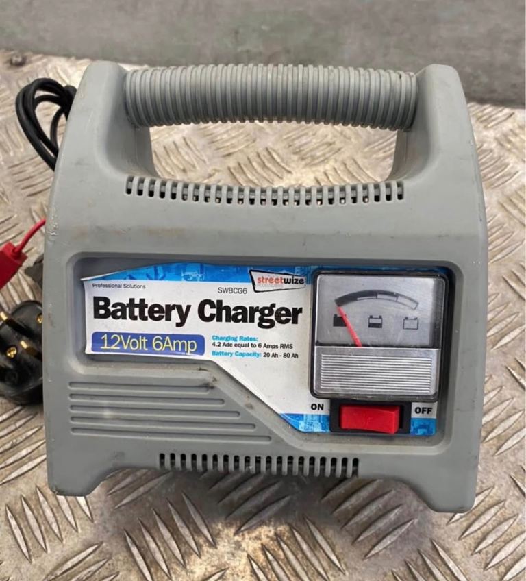 Street wise battery charger 12 volt 6amp