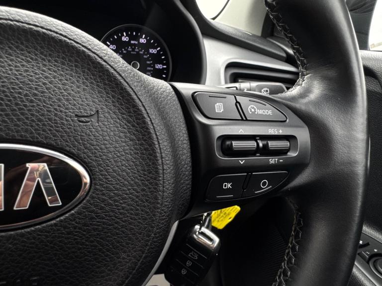 2017 Kia Stonic 1.0 T-GDi 2 Euro 6 (s/s) 5dr HATCHBACK Petrol Manual