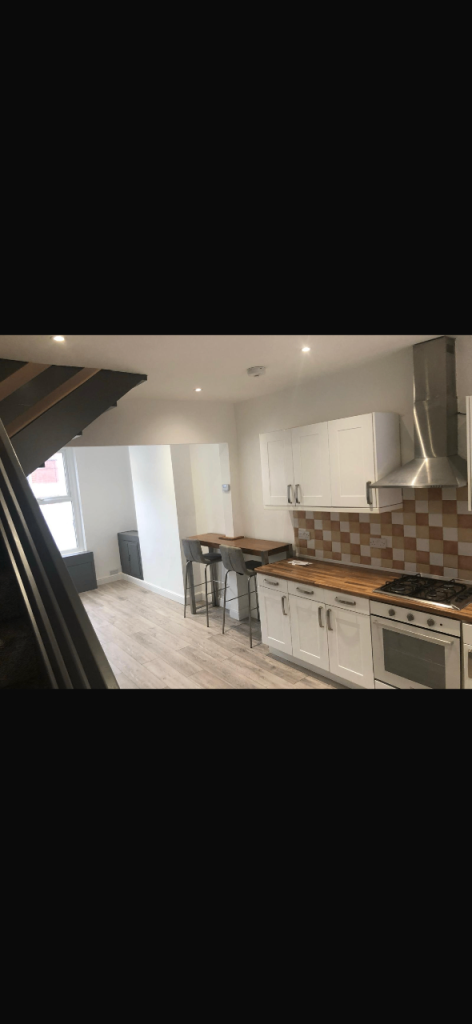 2 Bed House to Rent - Near QMC & University