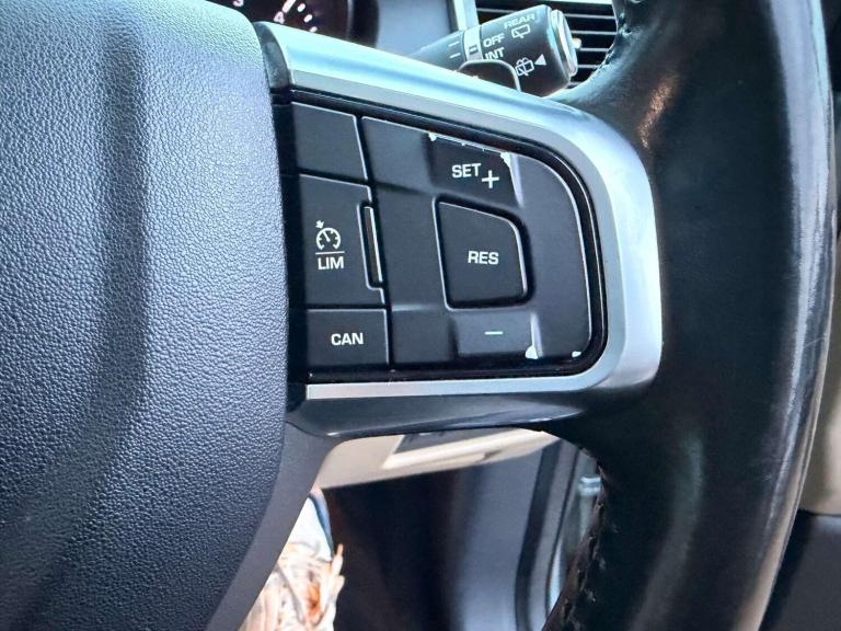 2016 Land Rover Discovery Sport 2.0 TD4 180 HSE 5dr Auto ESTATE DIESEL Automatic