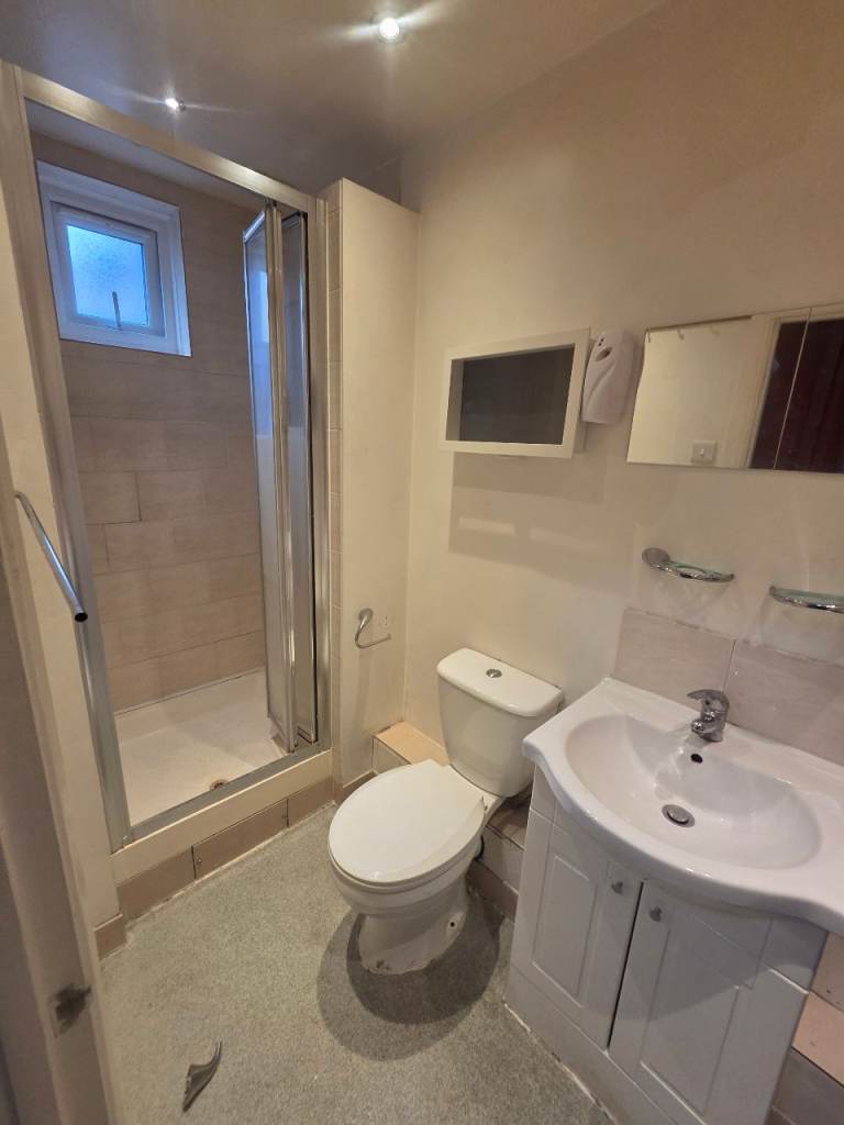 1 Bedroom Conversion Flat | in Forest Hill, London | Gumtree