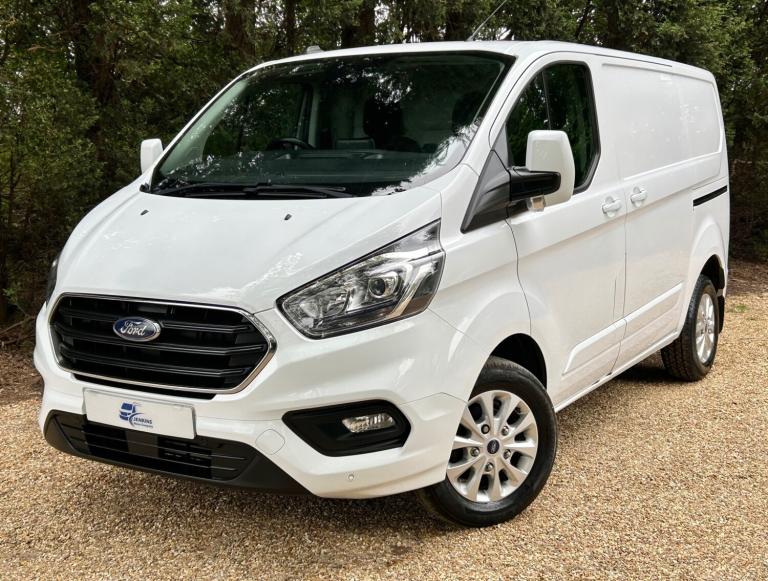 71(21) FORD TRANSIT CUSTOM Limited 280 L1 SWB 2.0TDCi Eu6 (130PS) 66K FSH