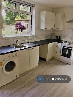 3 bedroom house in Charlbury Road, Nottingham, NG8 (3 bed) (#2958123)