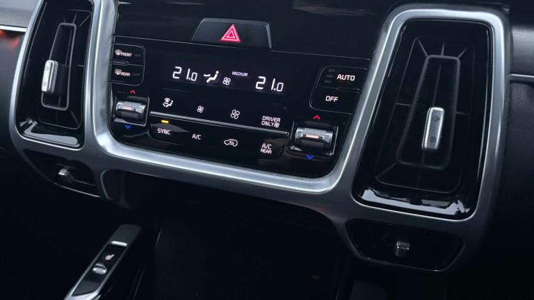 2021 Kia Sorento 1.6 T-GDi HEV 3 5dr Auto SUV Hybrid Ele Automatic