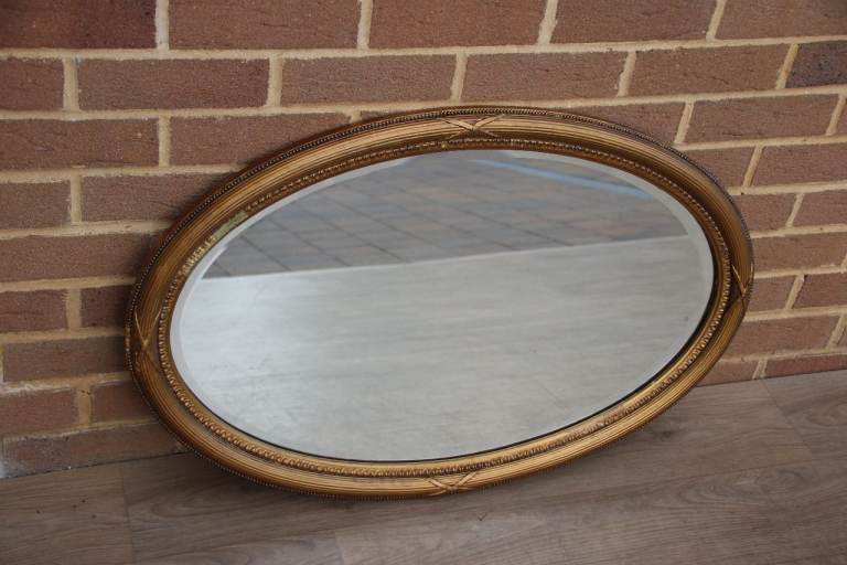 Oval Vintage Crafted Gold Mirror – 56cm W x 85cm H