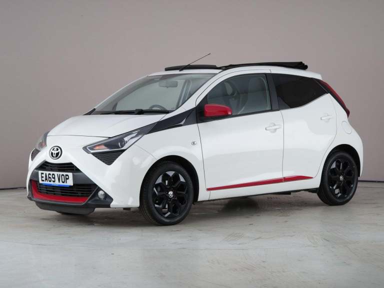 2019 Toyota AYGO 1.0 VVT-i x-trend Funroof x-shift Euro 6 5dr Hatchback Petrol Automatic