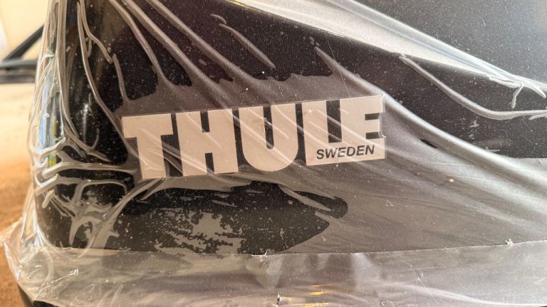 Thule ocean80 320 litre roof box