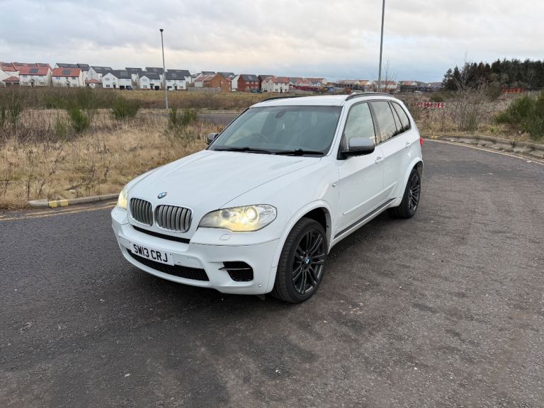 BMW X5 M50d heated rear seats + long MOT