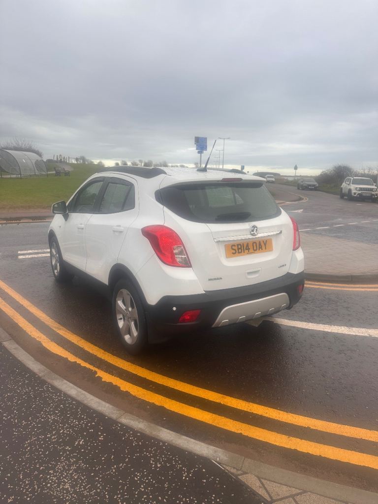 Rare 4X4, Vauxhall, MOKKA, Hatchback, 2014, Manual, 1686 (cc), 5 doors