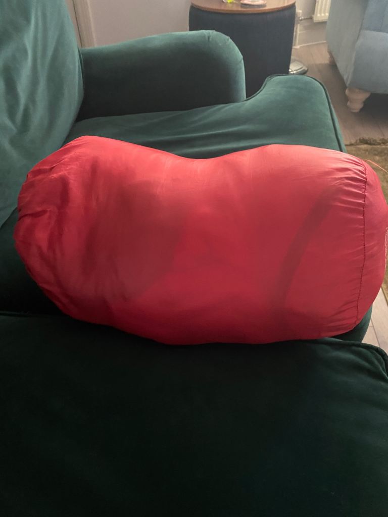 PRO ACTION Single Envelope 250gsm Sleeping Bag – Red, As New