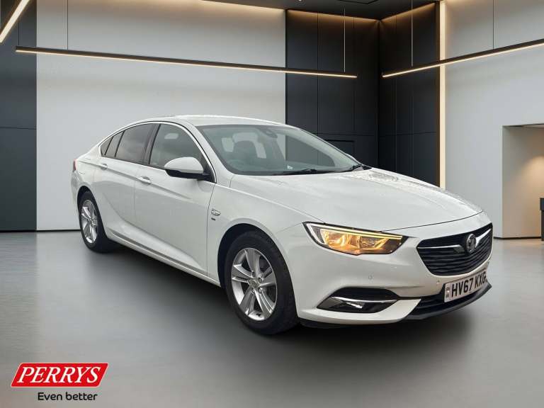 2017 Vauxhall Insignia 1.5T SRi 5dr Hatchback PETROL Manual