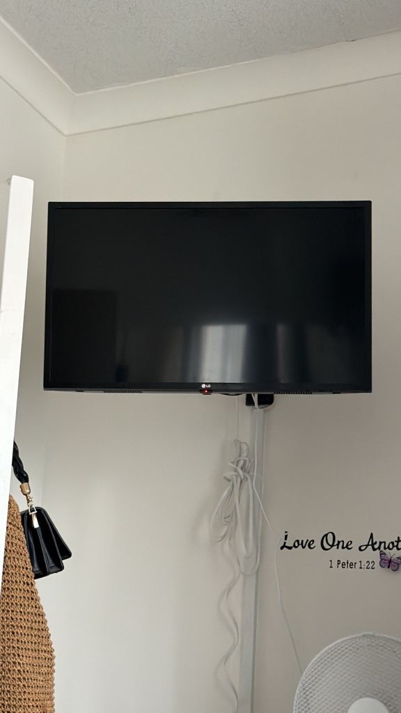 Tv LG 32  very good