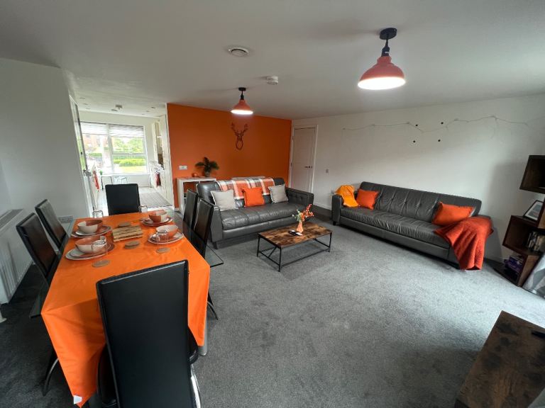 Double Bedroom in Modern Flat to rent near Glasgow City Centre