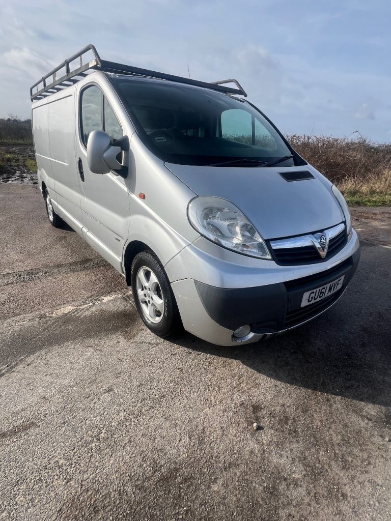 Vauxhall, VIVARO 2.0 turbo diesel 12 months mot 