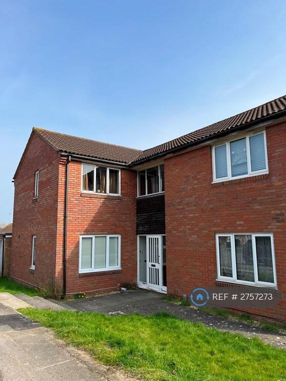 Studio flat in Thornford Drive, Westlea, Swindon, SN5 (#2757273)