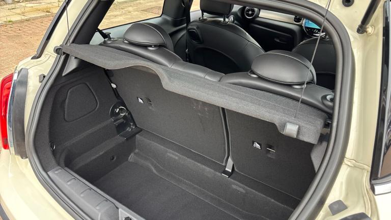 2022 MINI Hatch 2.0 Cooper S Exclusive 3dr Auto Petrol Hatchback Hatchback Petrol Automatic