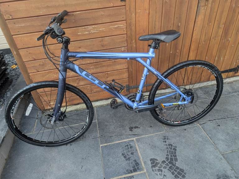 GT Aggressor ZUM 2.0 Triple Triangle Aggressor Hybrid Bike Frame 20 inch 700c Wheels, 24 gears,