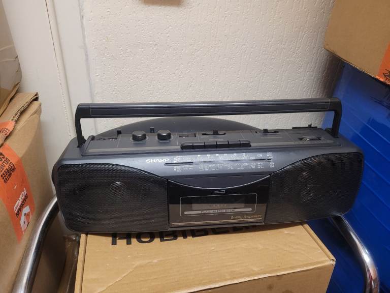 Sharp QT-260E portable Stereo Radio Cassette Recorder 