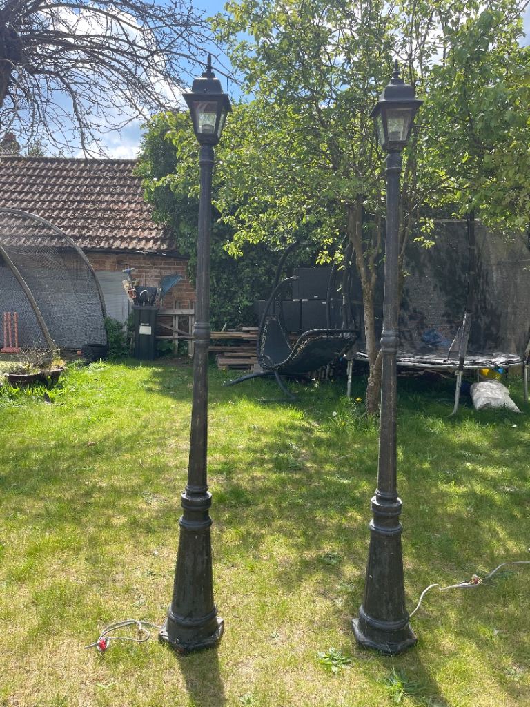 Two electrical light posts 