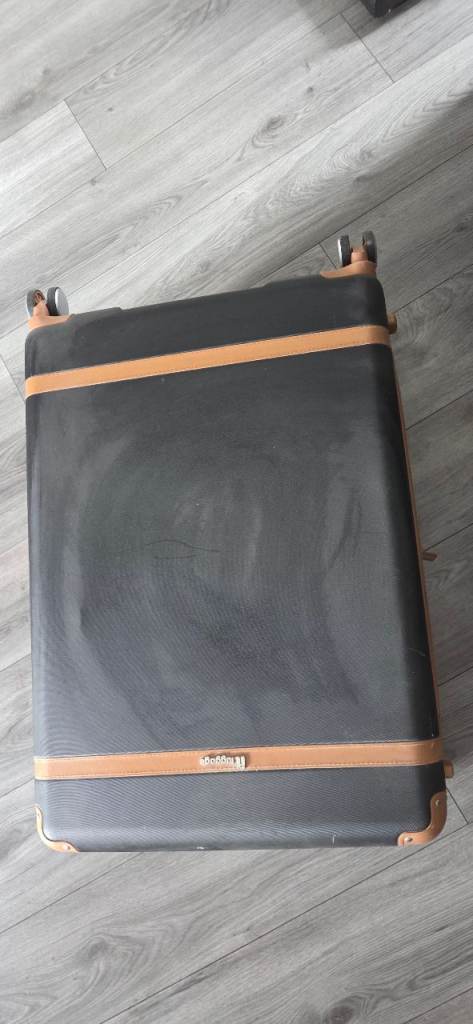 XL suitcase