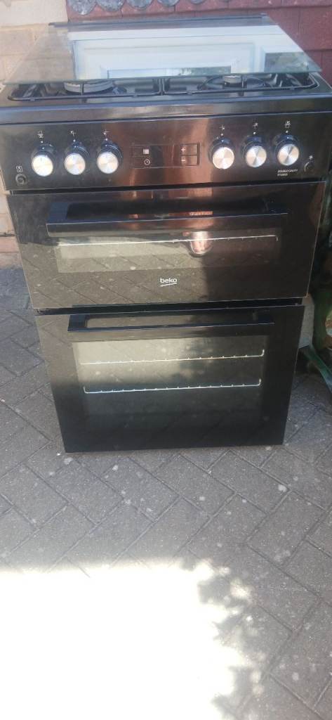 Beko Gas Freestanding Cooker – Black, Good Condition