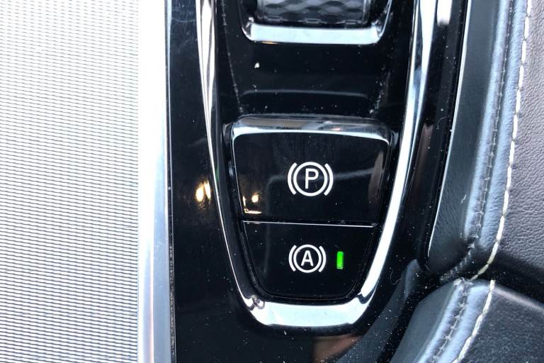 2019 Volvo XC90 2.0 T5 [250] R DESIGN Pro 5dr AWD Gtron Estate PETROL Automatic