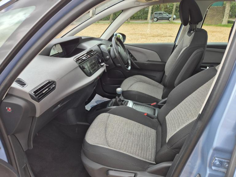 2016 Citroen C4 Picasso BLUEHDI SELECTION 5-Door Diesel