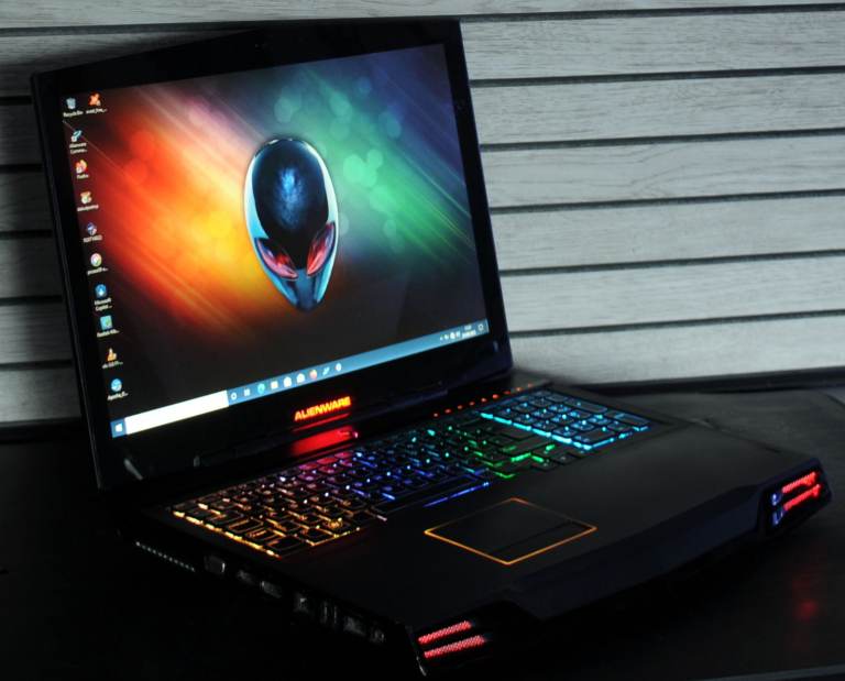 ALIENWARE Gaming Laptop - mint condition and just serviced